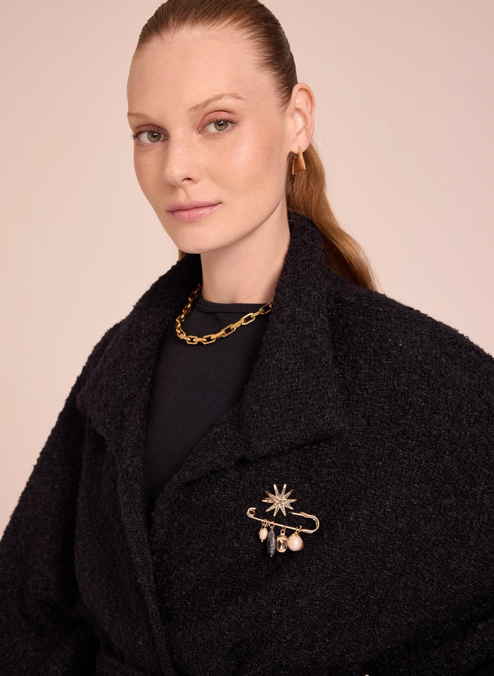 Poncho Filo Black Tricot Feminino