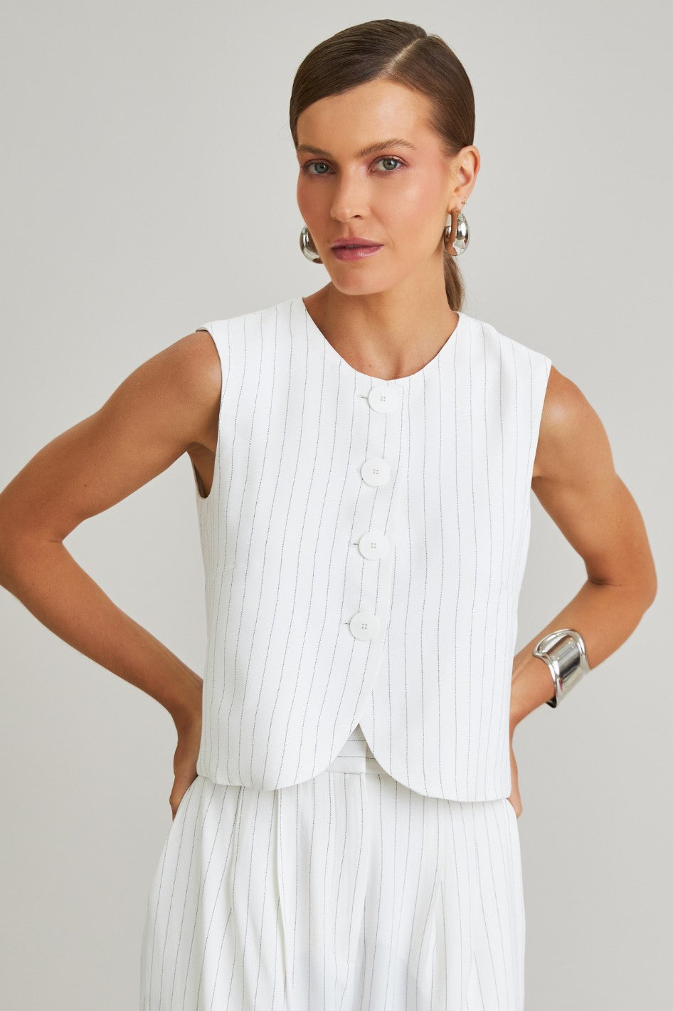 Blusa de Alfaiataria Risca de Giz Helena