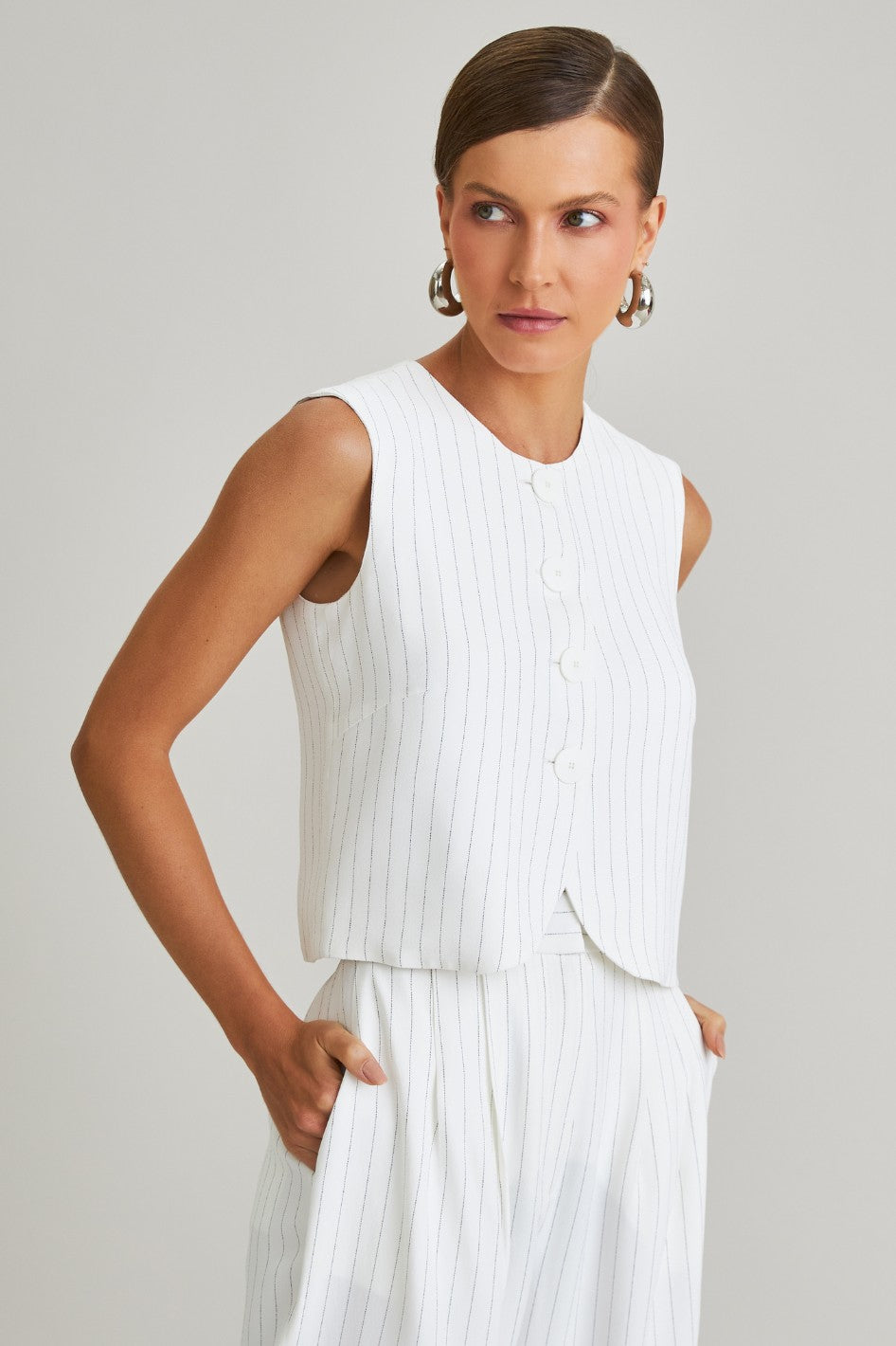 Blusa de Alfaiataria Risca de Giz Helena