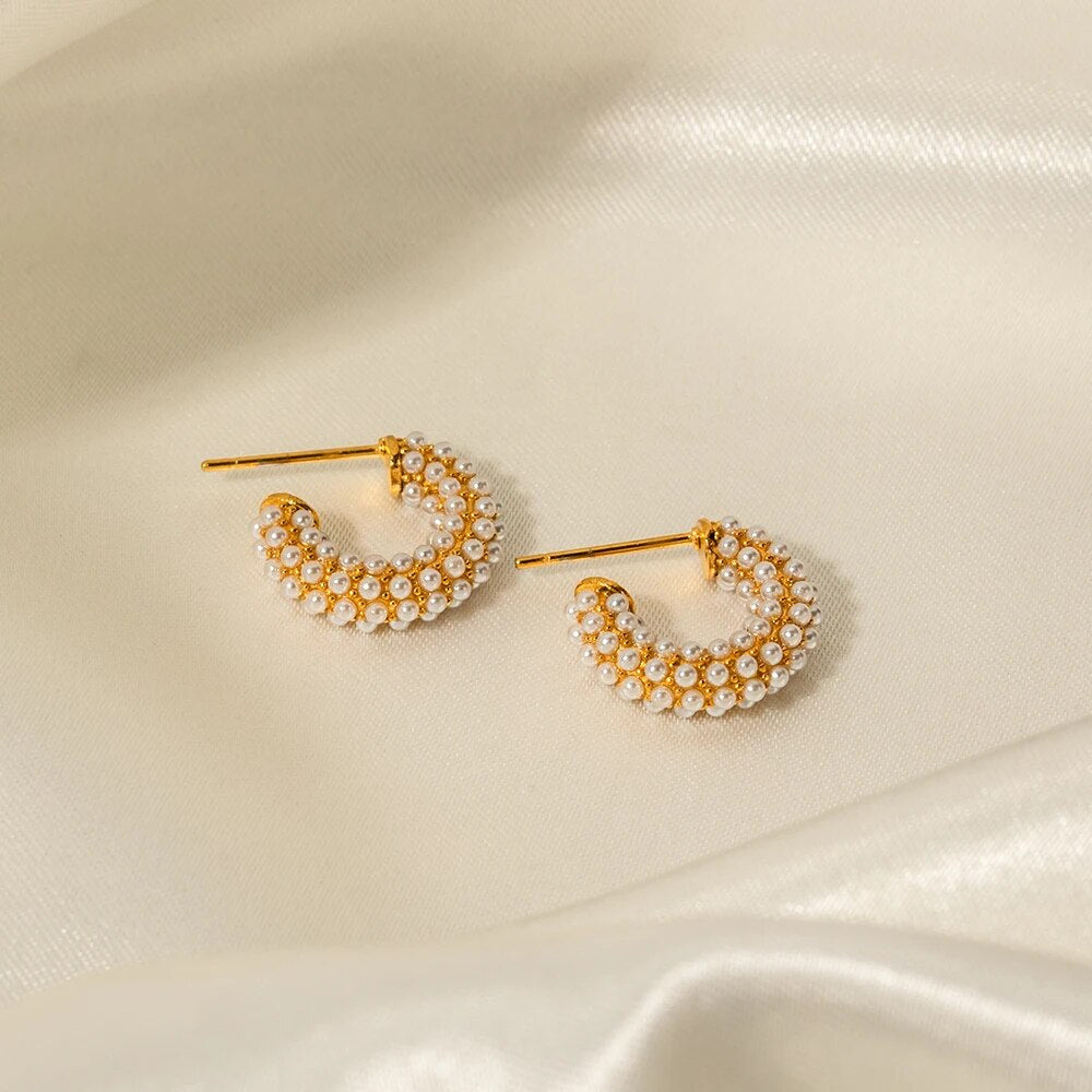 Brinco Argola Com Pérolas Brancas